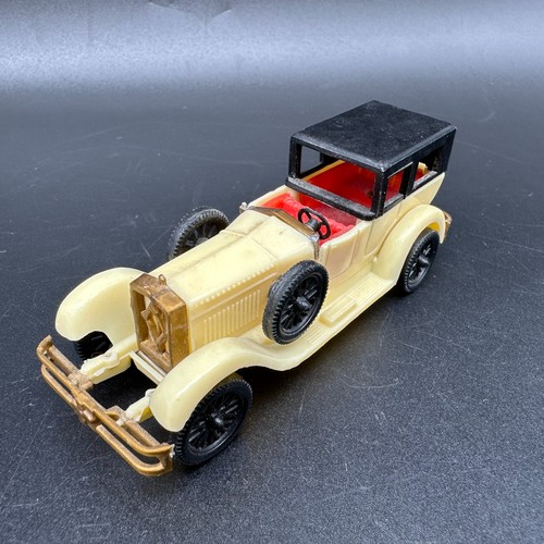 Modellino auto vintage isotta - auto,